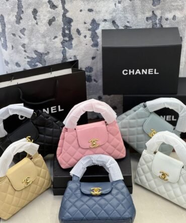 Chanel bag-Handbag