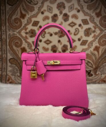 Hermes Kelly bag-Woman