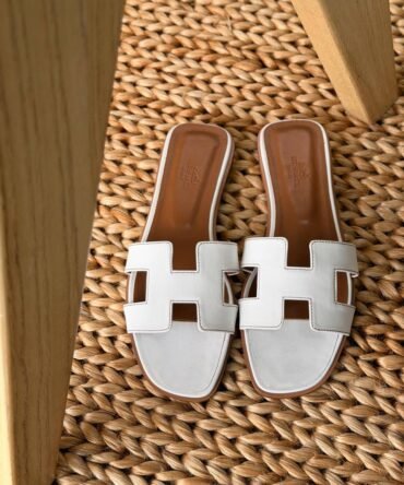 Hermes oran slippers