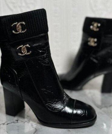 Chanel boots-Woman
