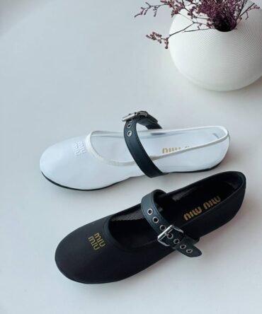 Miu Miu shoes-Woman