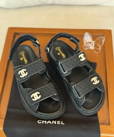 Chanel  slippers-Woman