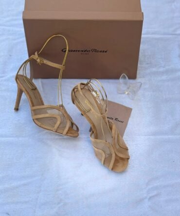 Gianvito Rossi heels-Woman