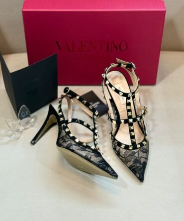 Valentino heels-Woman