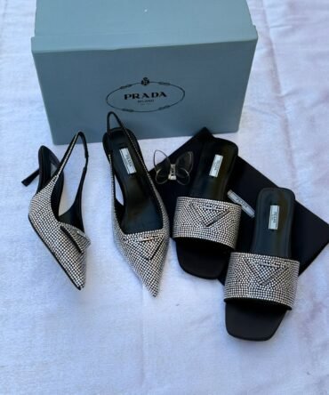 Prada heels-Woman