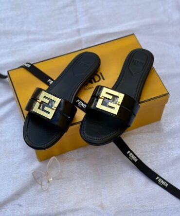 Fendi slippers-Woman